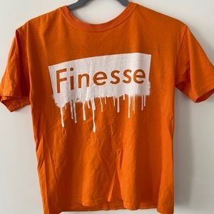 Women’s graphic tee